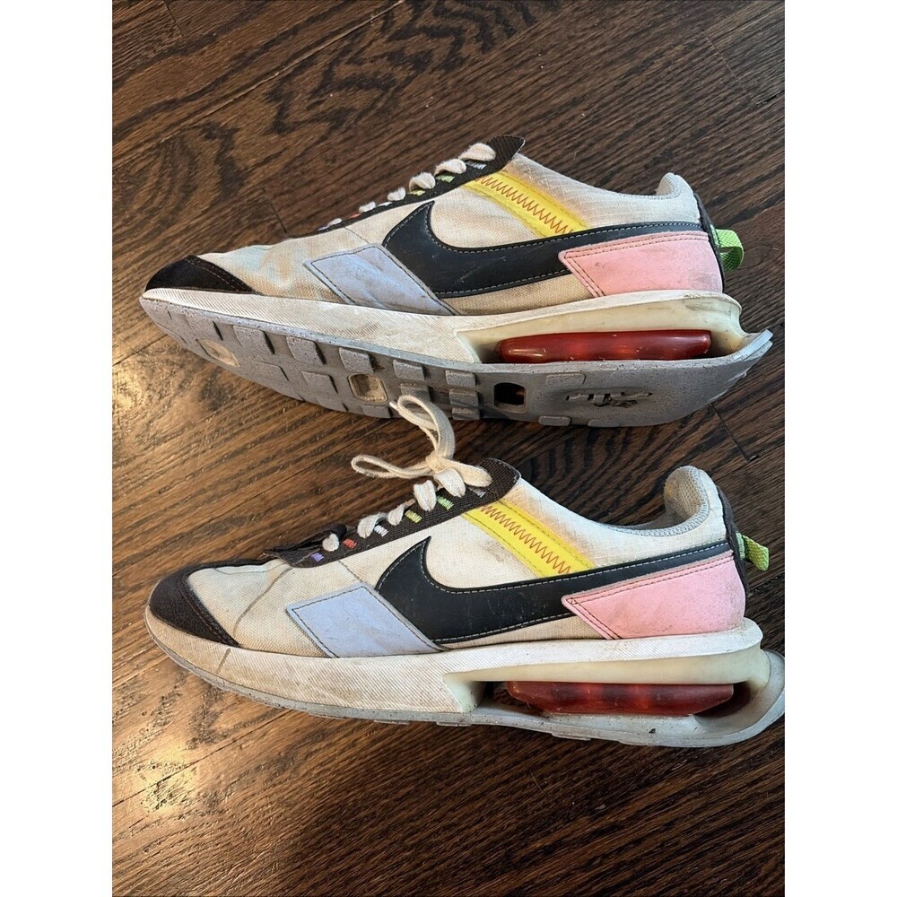 Nike Air Max White/Black/Cobalt Bliss colorway